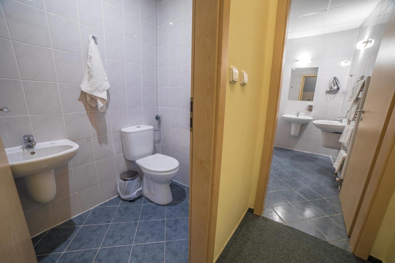Teledom Hotel Кошице Екстериор снимка