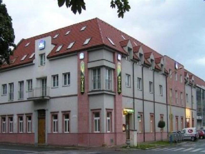 Teledom Hotel Кошице Екстериор снимка