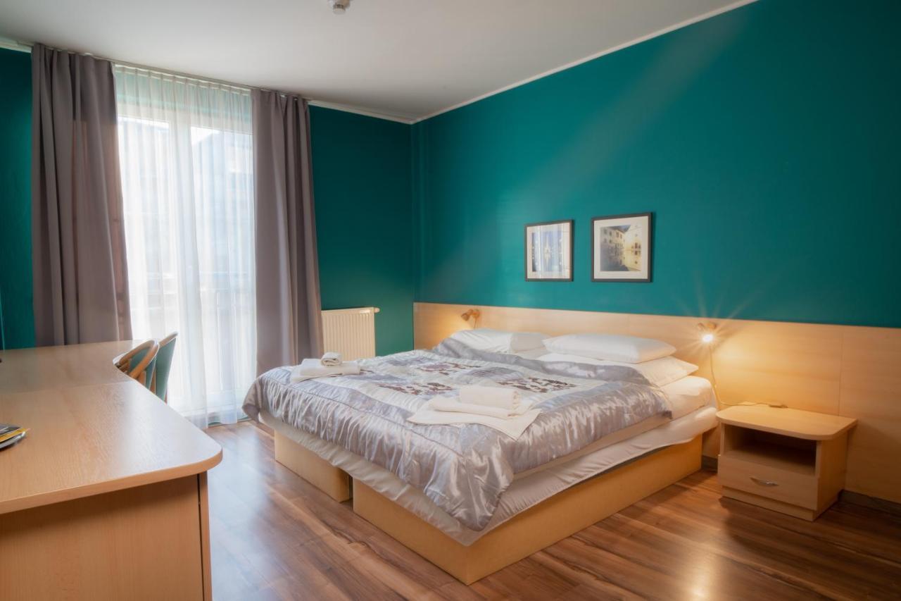 Teledom Hotel Кошице Екстериор снимка